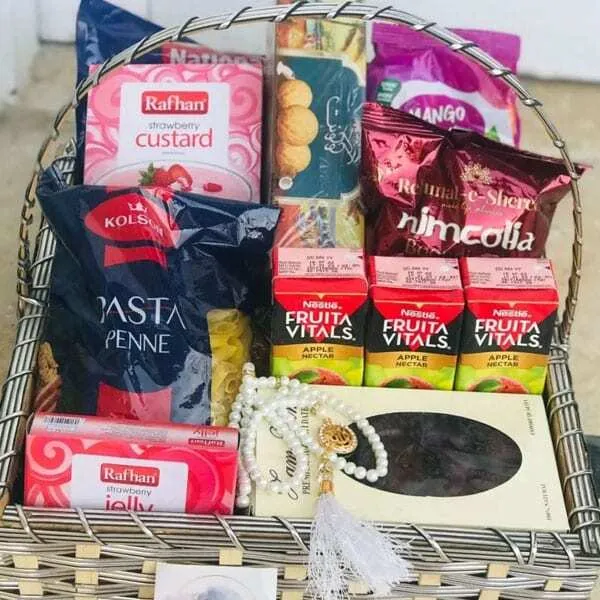 Basket-of-ramadan