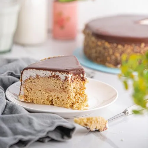 1665587270-PirDNP THREE MILK CAKE